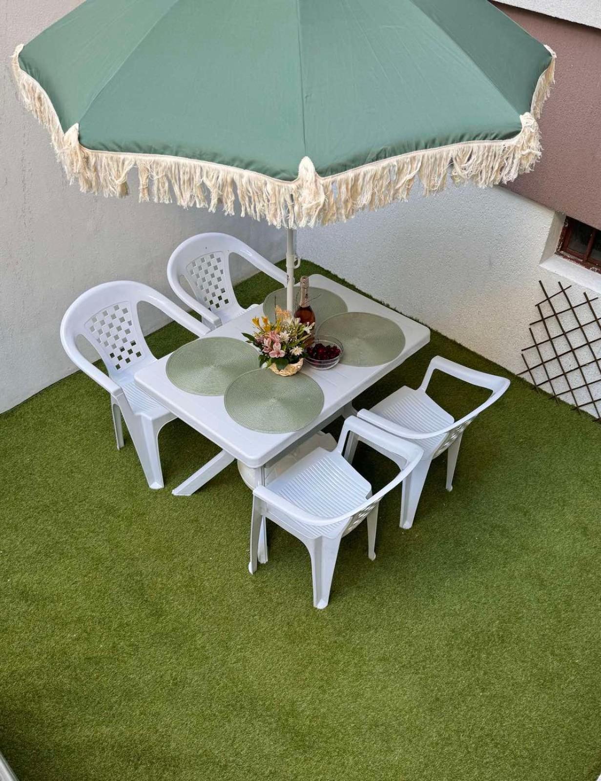 Goldy Central Beach Apartment With Private Garden Burgas Exterior foto